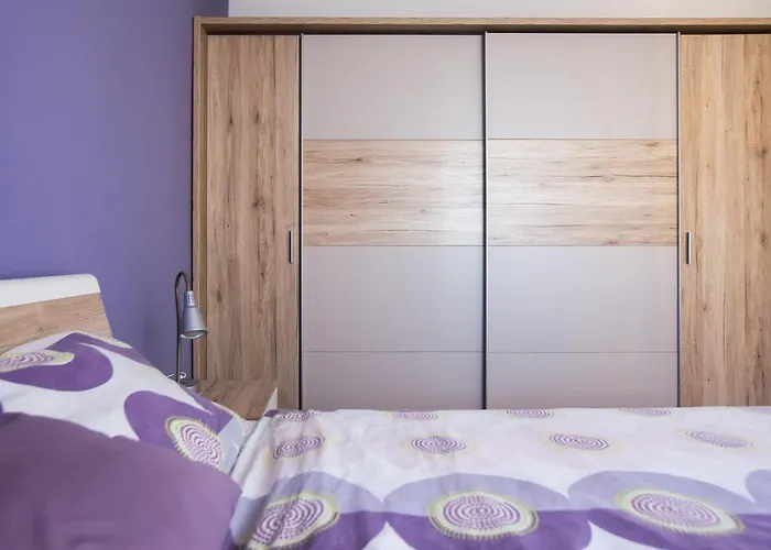 Olive Hill * 波尔托罗